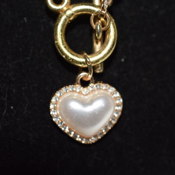 Glamorous Rhinestone Accent Heart Faux Pearl Gold Tone 16" Toggle Latch Necklace - Picture 2 of 5